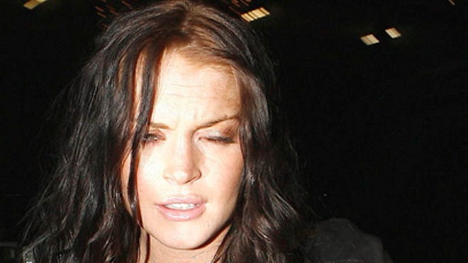 Lindsay Lohan Drunk Brown 640